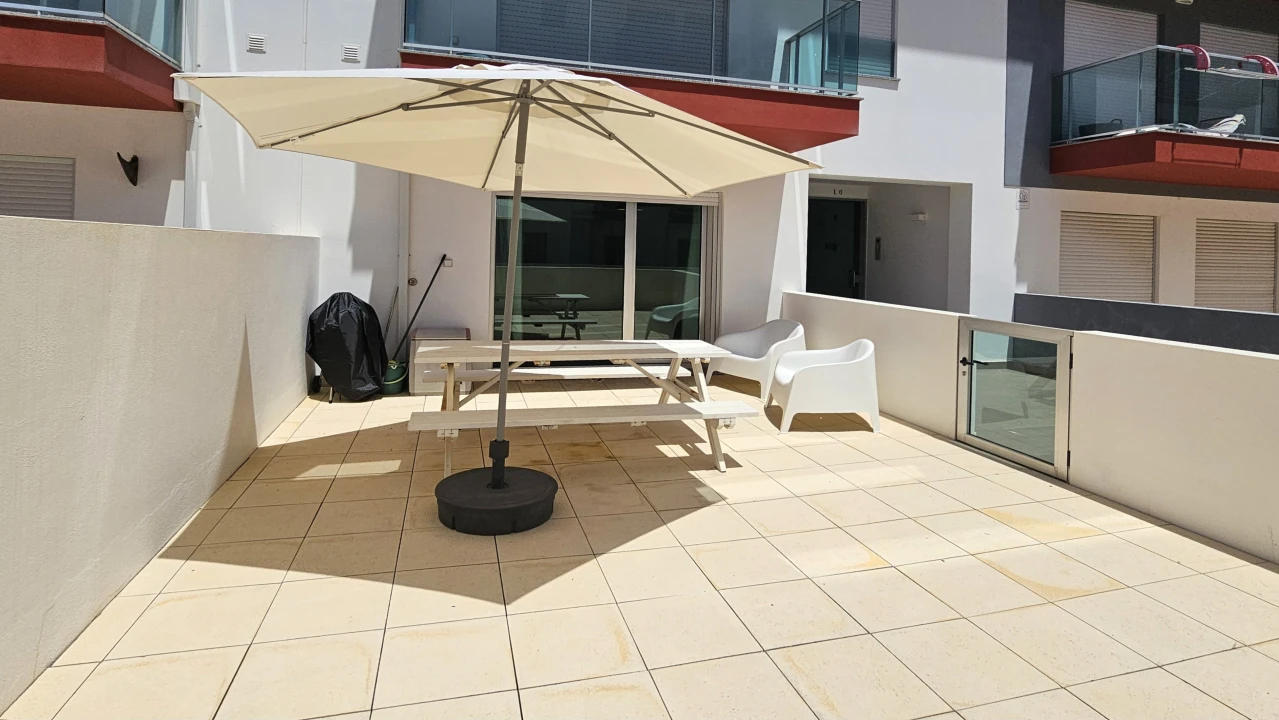 Apartamento T1 para Venda em Atouguia da Baleia Foto 20