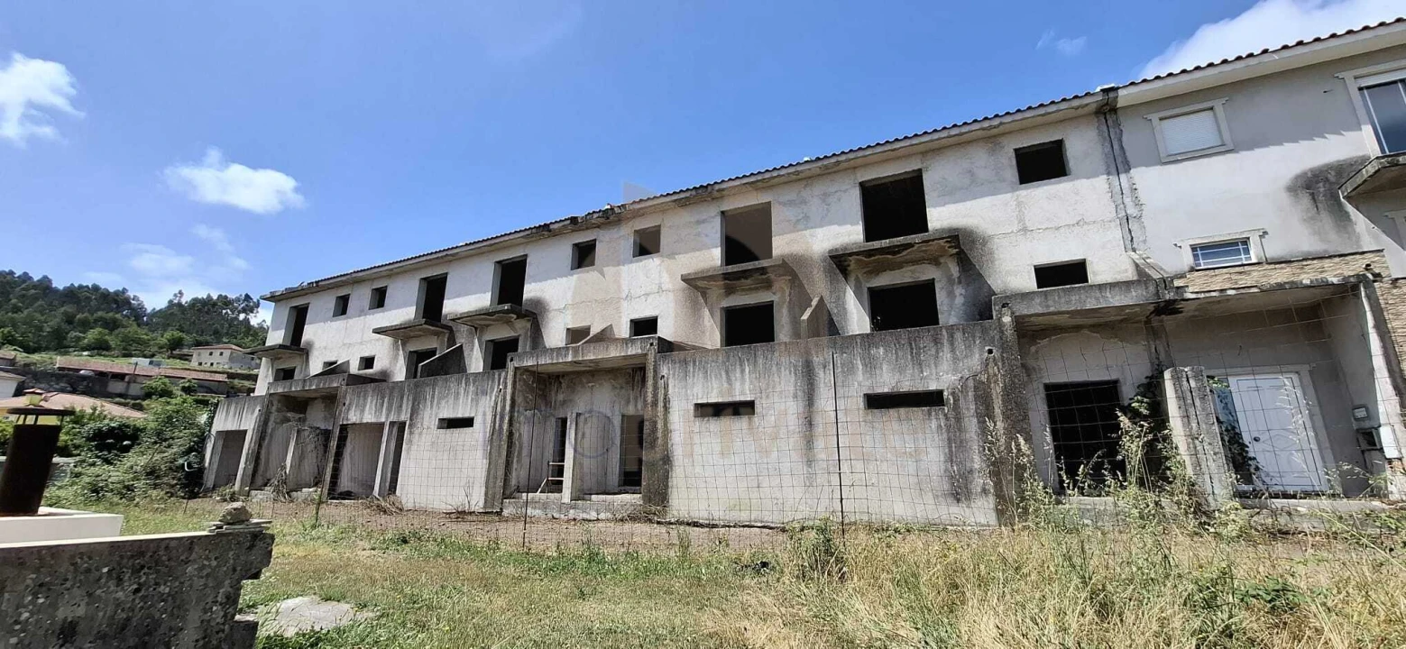 Moradia T3 para Venda em Vilarinho Foto 3
