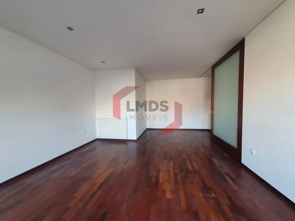 Apartamento T1 para Venda em Bonfim Foto 2