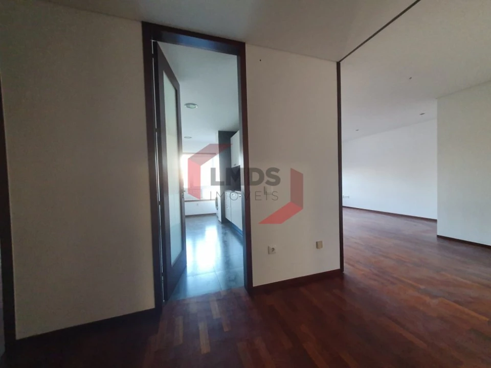Apartamento T1 para Venda em Bonfim Foto 8