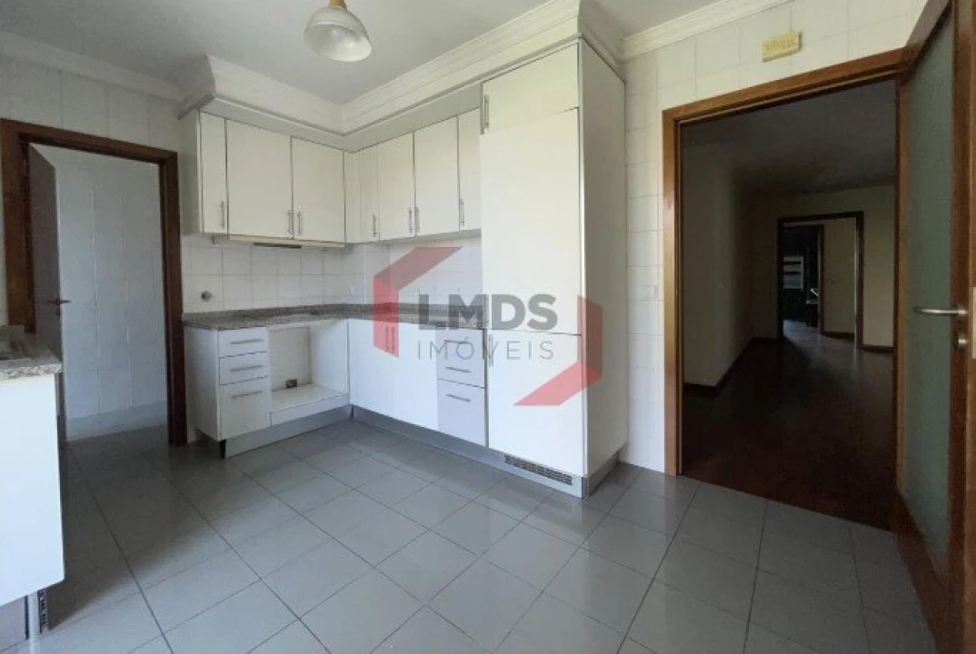 Apartamento T3 para Venda em Paranhos Foto 6