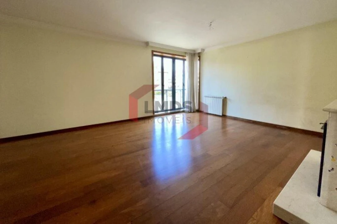 Apartamento T3 para Venda em Paranhos Foto 2