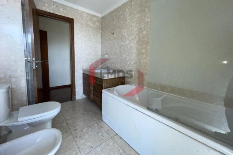 Apartamento T3 para Venda em Paranhos Foto 20