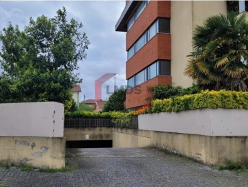 Apartamento T5 para Venda em Paranhos