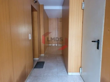 Apartamento T5 para Venda em Paranhos
