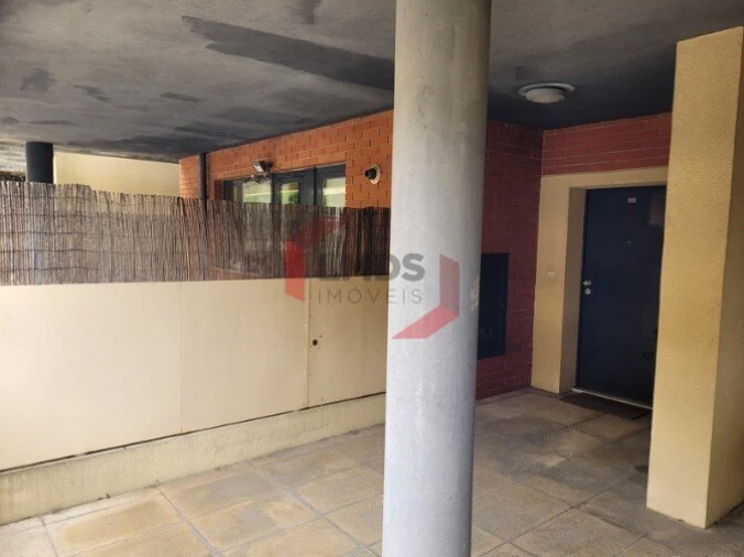 Apartamento T5 para Venda em Paranhos Foto 7