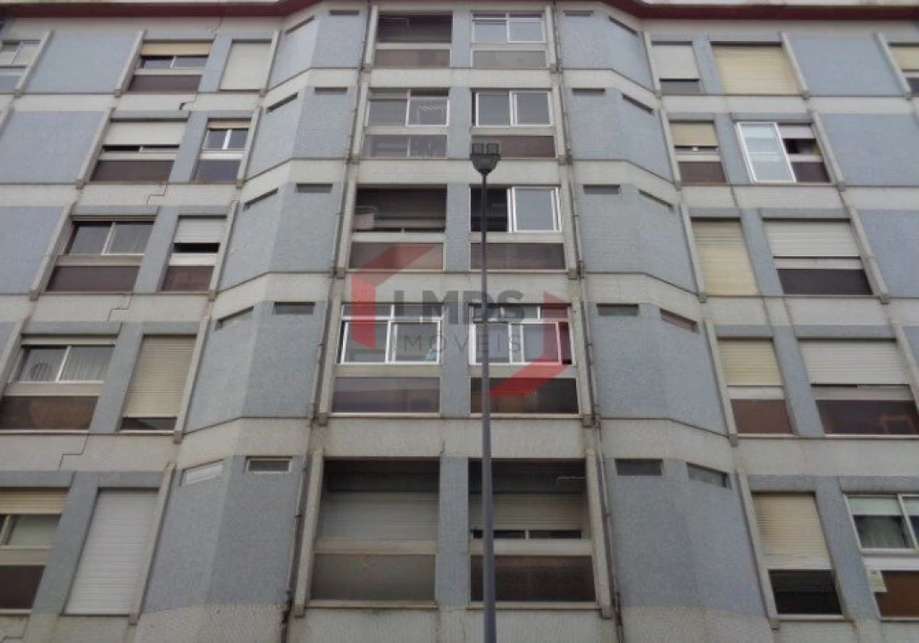 Apartamento T1 para Venda em Paranhos Foto 10