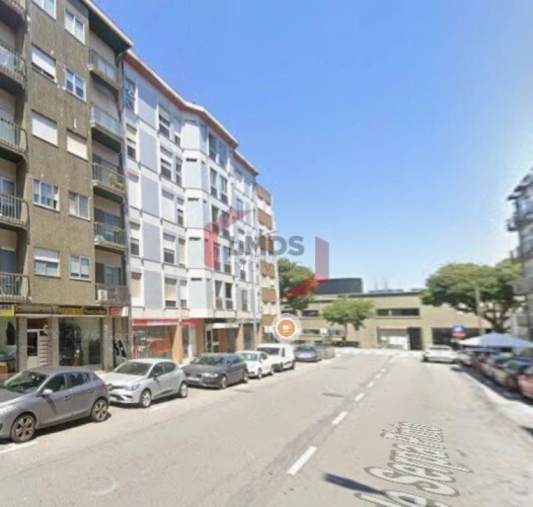 Apartamento T1 para Venda em Paranhos Foto 3