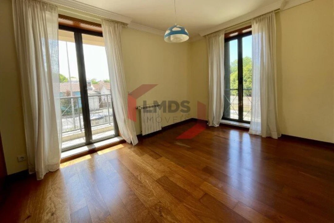 Apartamento T3 para Venda em Paranhos Foto 11