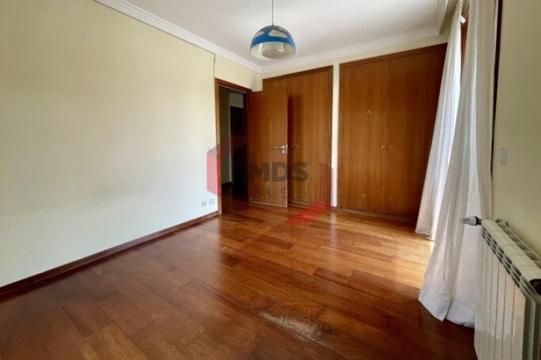 Apartamento T3 para Venda em Paranhos Foto 12