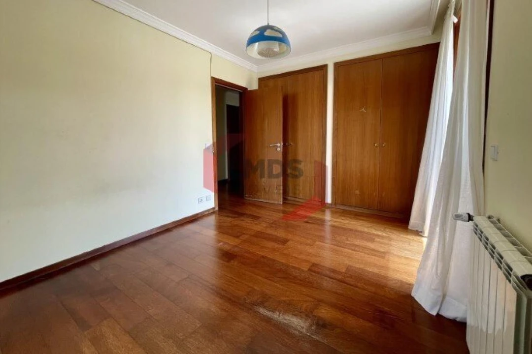 Apartamento T3 para Venda em Paranhos Foto 12