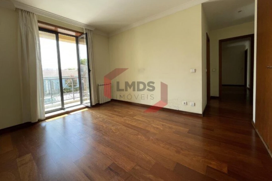 Apartamento T3 para Venda em Paranhos Foto 15