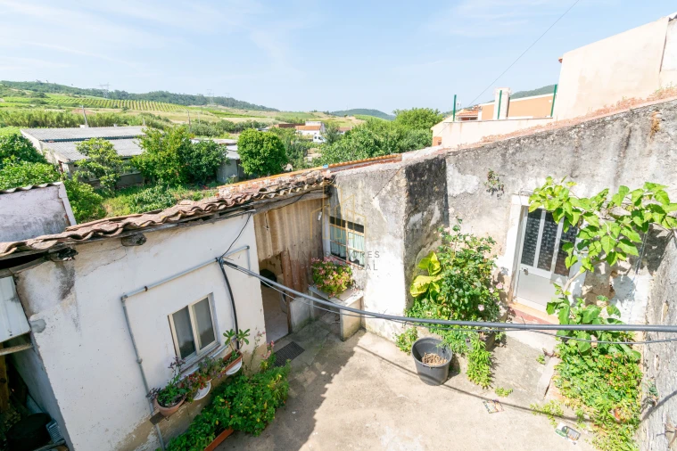 Moradia T2 para Venda em Santa Maria, São Pedro e Matacães Foto 16