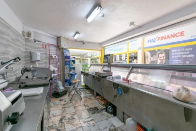 Loja para Venda em Cacém e São Marcos