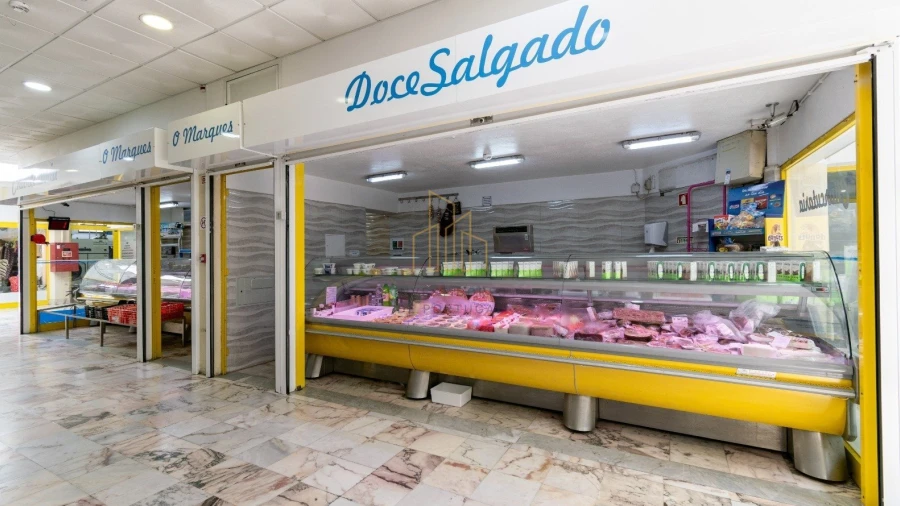 Loja para Venda em Cacém e São Marcos