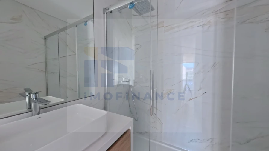 Apartamento T1 para Venda em São Martinho do Porto Foto 17