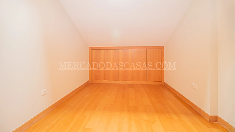 Apartamento T3 para Venda em Espinho Foto 11