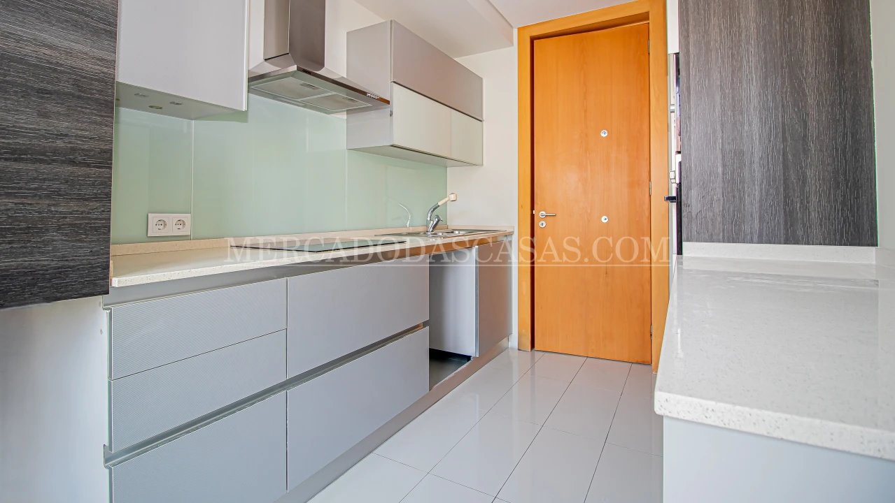 Apartamento T3 para Venda em Espinho Foto 4