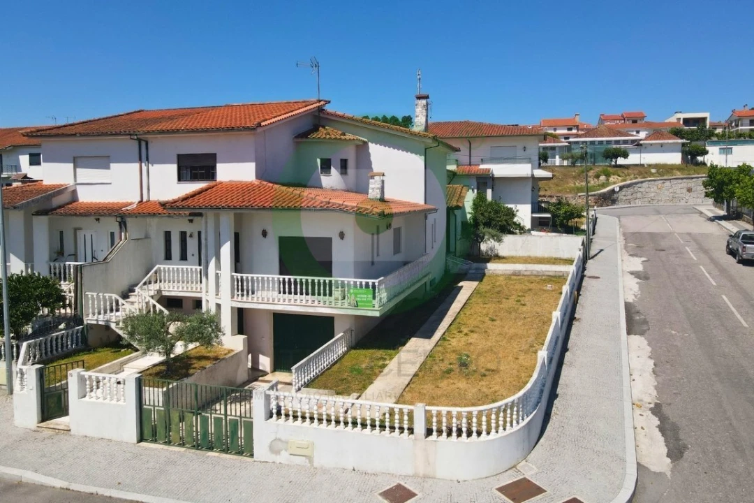 Moradia T4 para Venda em Valpaços e Sanfins Foto 2