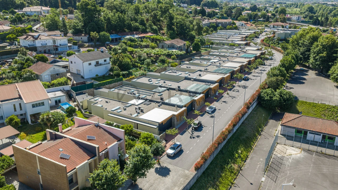 Moradia T6 para Venda em Celeirós, Aveleda e Vimieiro Foto 10