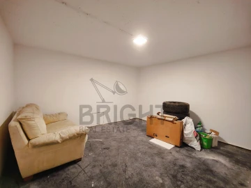 Garagem para Arrendamento em Agualva e Mira-Sintra