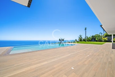 Moradia T5 para Venda em Arco da Calheta