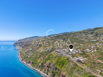 Moradia T5 para Venda em Arco da Calheta