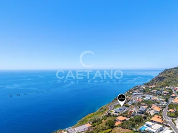 Moradia T5 para Venda em Arco da Calheta