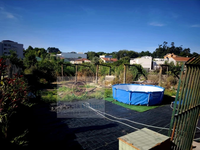 Moradia T5 para Venda em Rio Tinto Foto 3