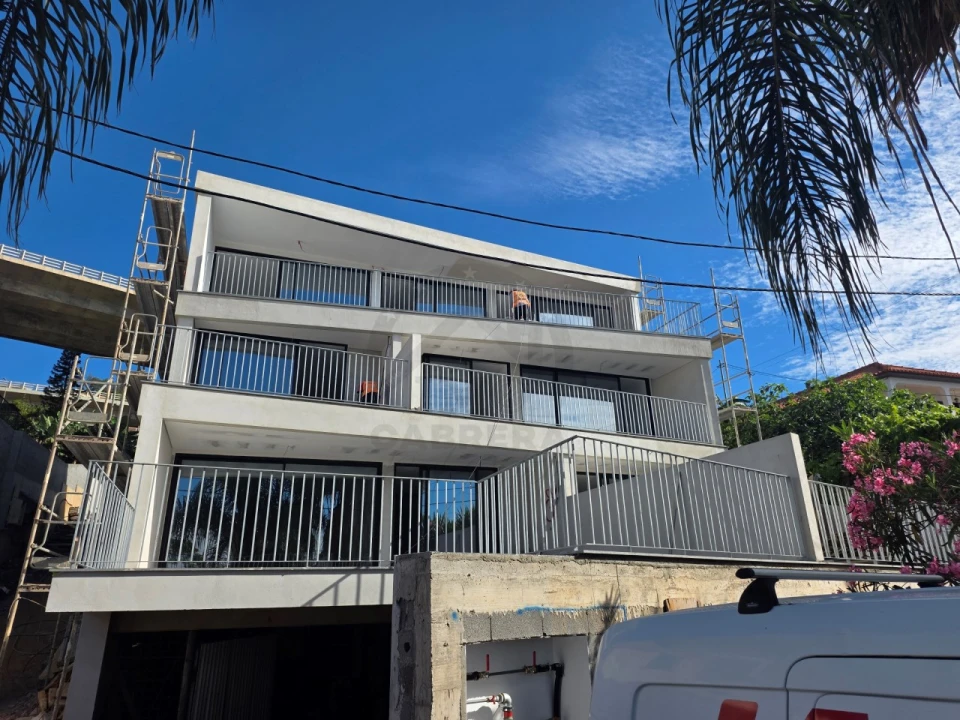 Apartamento T1 para Venda em São Martinho Foto 1