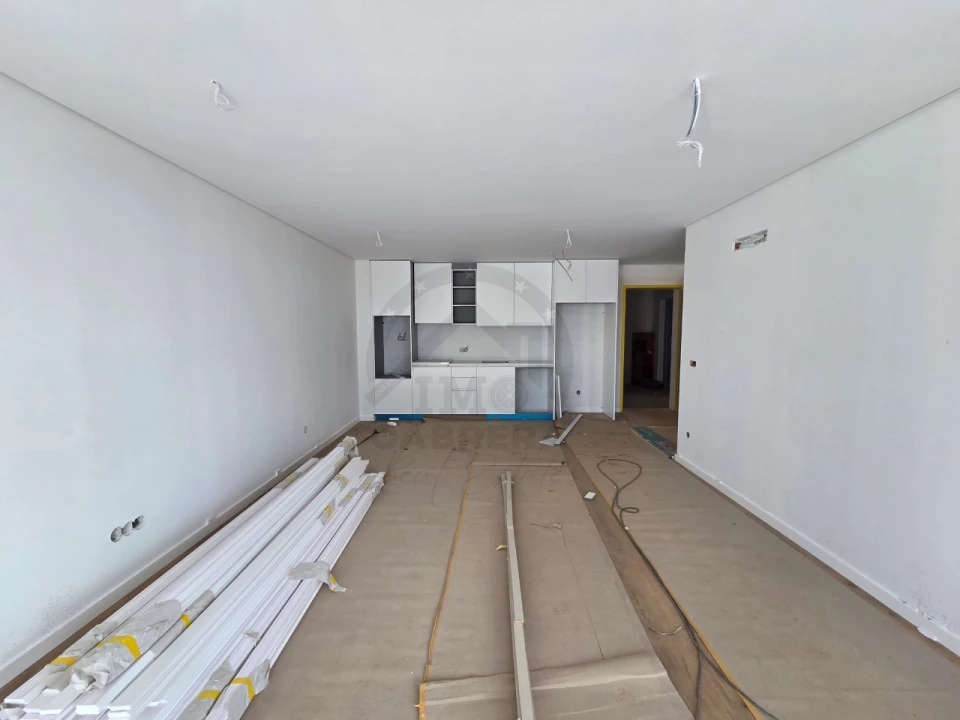 Apartamento T1 para Venda em São Martinho Foto 6