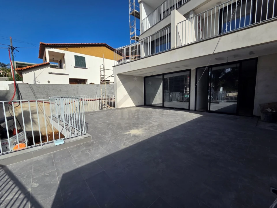 Apartamento T1 para Venda em São Martinho Foto 13