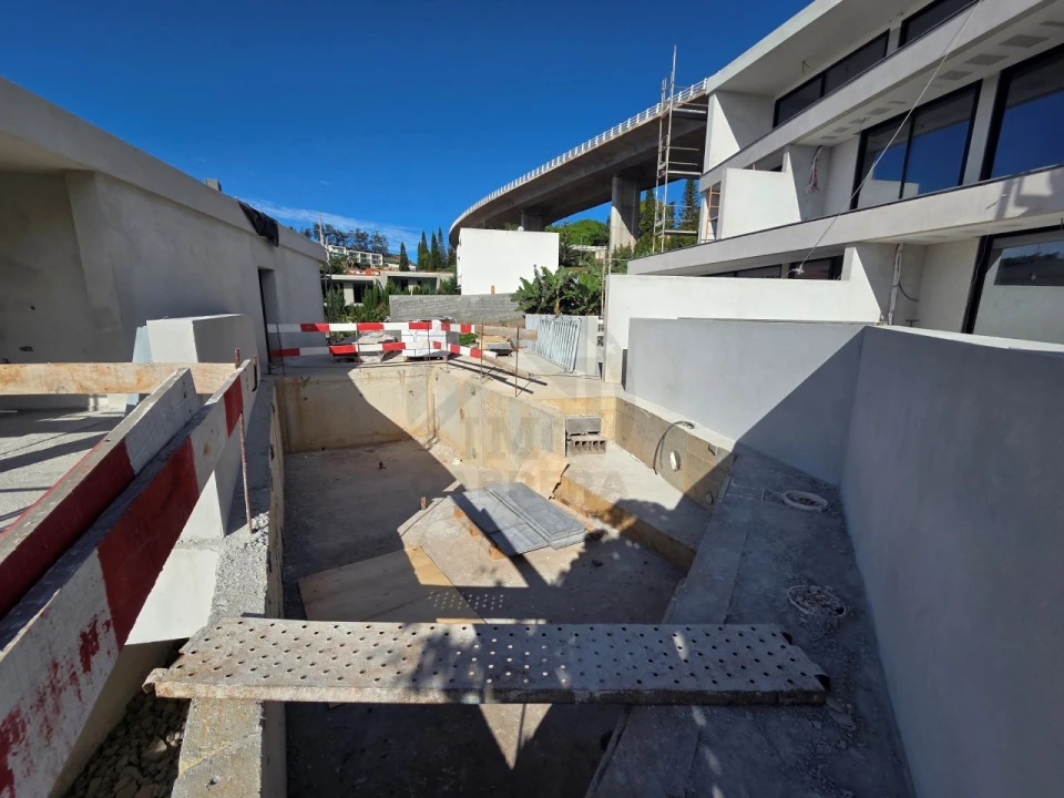 Apartamento T1 para Venda em São Martinho Foto 15