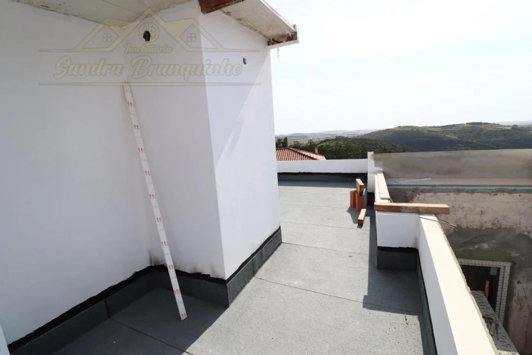 Moradia T2 para Venda em Santa Maria, São Pedro e Matacães Foto 23