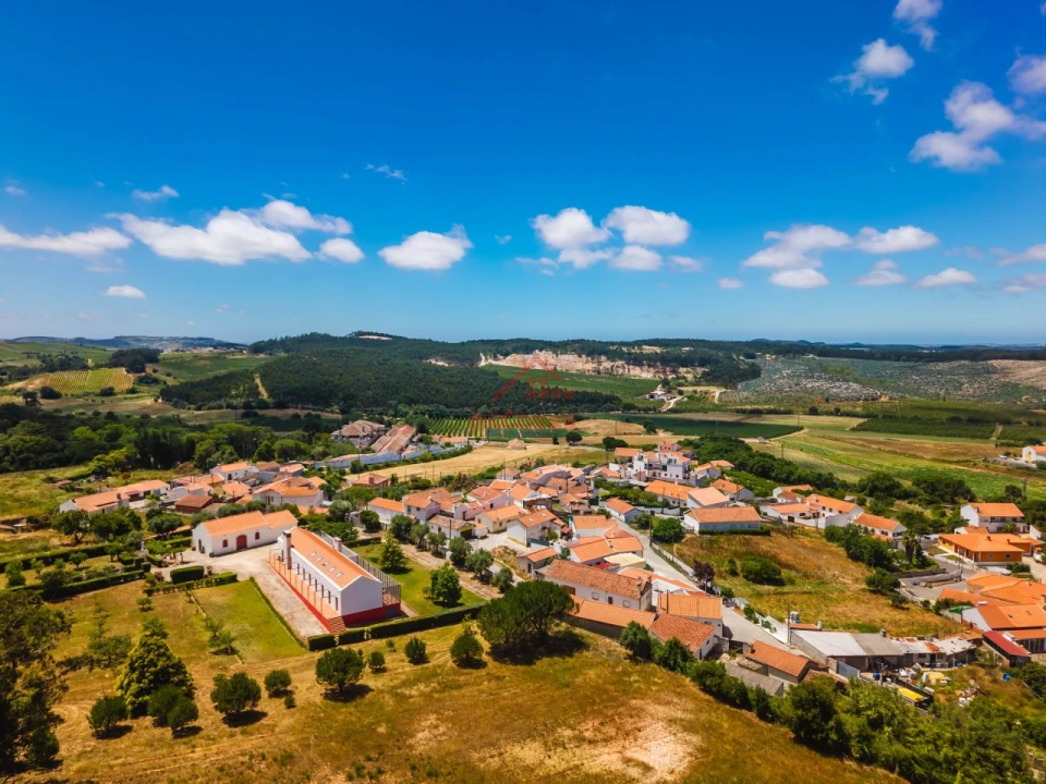Moradia T3 para Venda em Maxial e Monte Redondo Foto 51