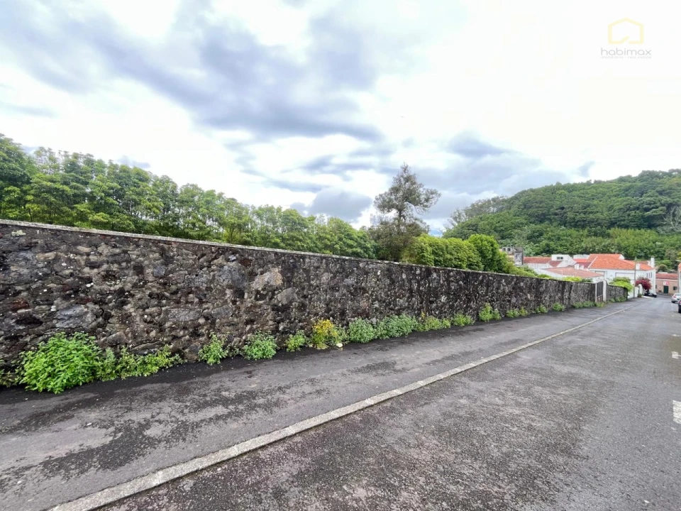 Terreno para Venda em Fajã de Cima Foto 2