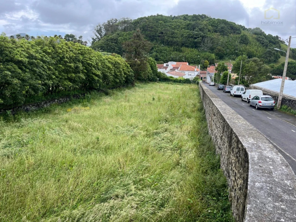 Terreno para Venda em Fajã de Cima Foto 4