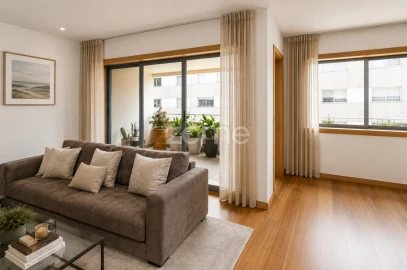 Apartamento T3 para Venda em Lordelo do Ouro e Massarelos