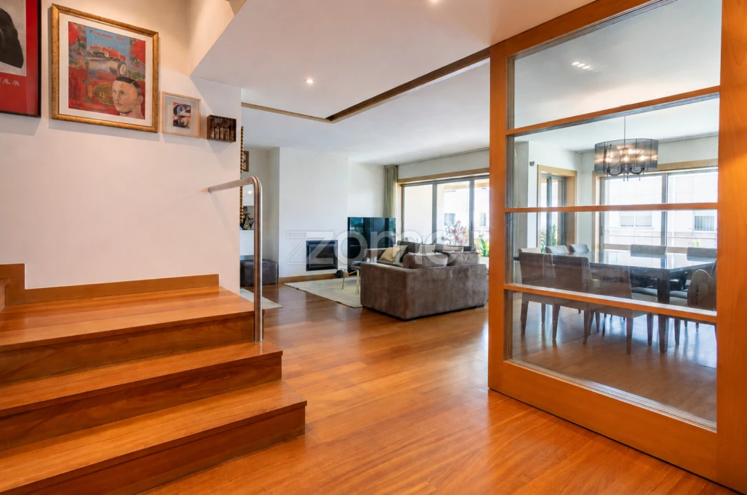 Apartamento T3 para Venda em Lordelo do Ouro e Massarelos Foto 4