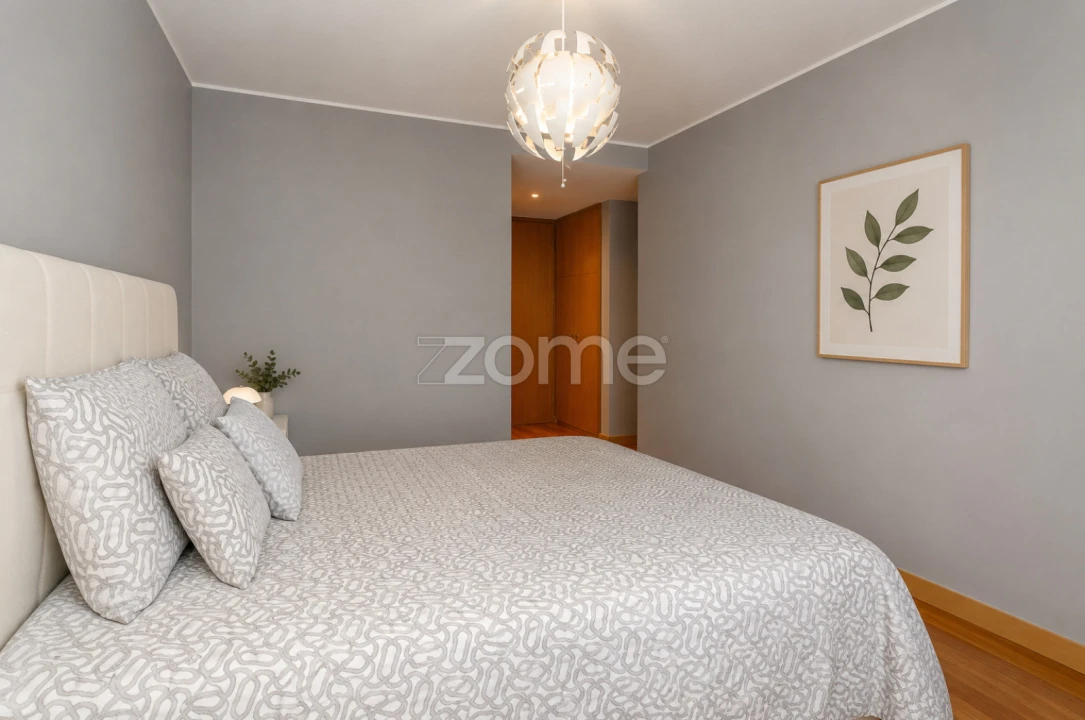 Apartamento T3 para Venda em Lordelo do Ouro e Massarelos Foto 29