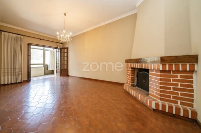 Prédio para Venda em São Vicente (Braga)