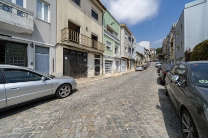 Prédio para Venda em São Vicente (Braga)
