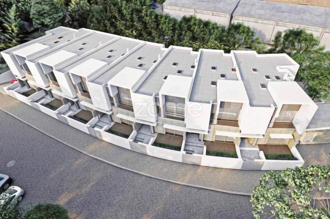 Moradia T3 para Venda em Cidade da Maia Foto 2