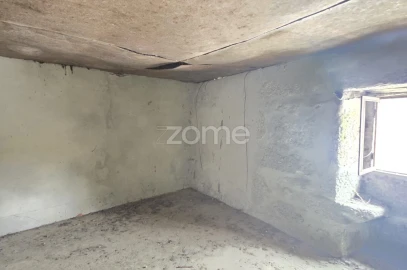 Moradia T3 para Venda em Serzedelo
