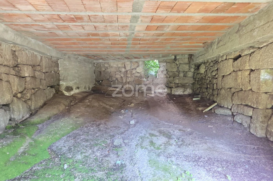 Moradia T3 para Venda em Serzedelo Foto 10