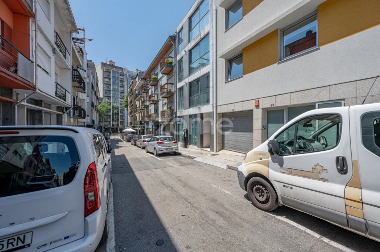 Apartamento T1 para Venda em Santa Marinha e São Pedro da Afurada Foto 6