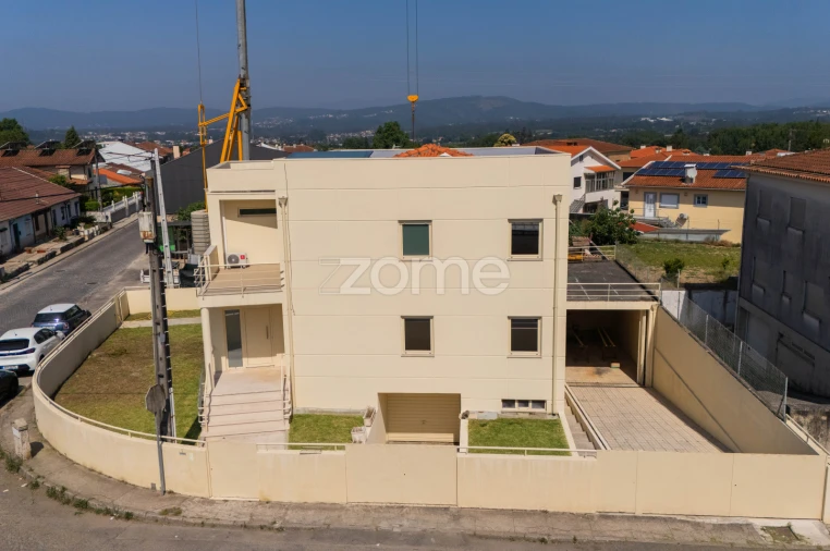 Moradia T5 para Venda em Merelim (São Paio), Panoias e Parada de Tibães Foto 41