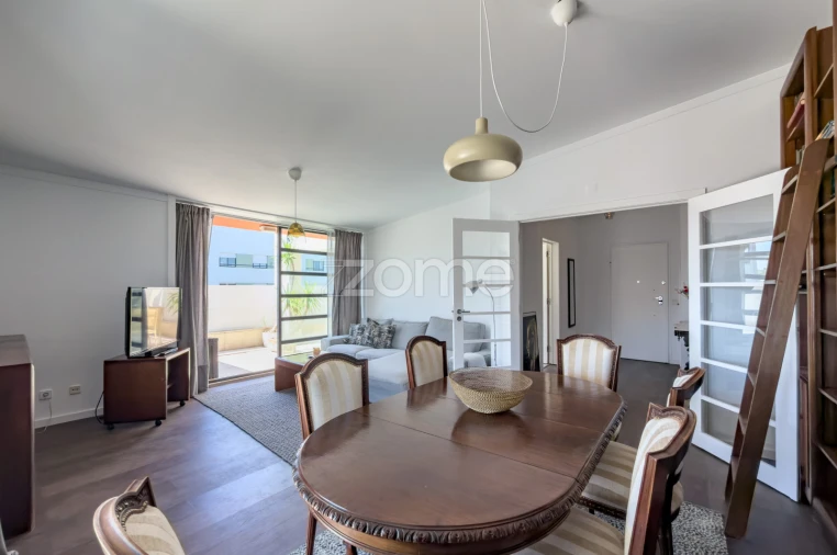 Apartamento T2 para Arrendamento em Parque das Nações Foto 3