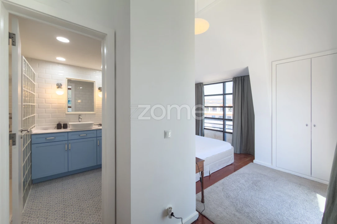 Apartamento T2 para Arrendamento em Parque das Nações Foto 15