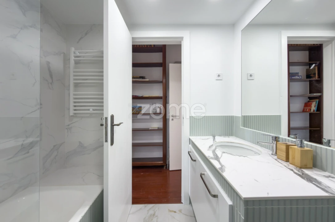Apartamento T2 para Arrendamento em Parque das Nações Foto 23